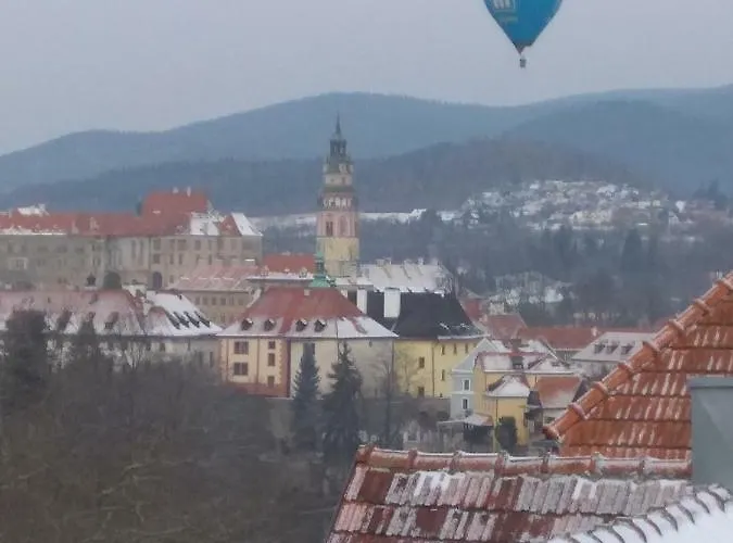 Pro Dva S Vyhledem شقة